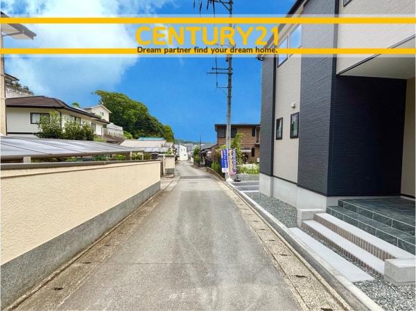 東区松崎3丁目1期　全1棟