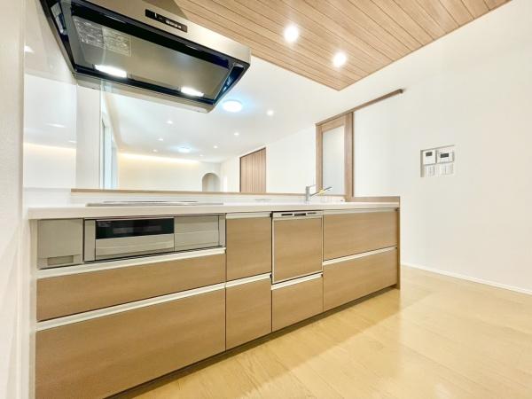 北九州市小倉南区湯川新町1丁目　全1棟