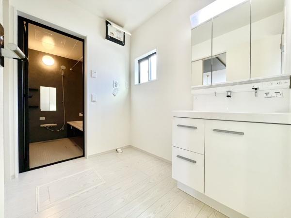 東区美和台4丁目2期　2号棟　全2棟