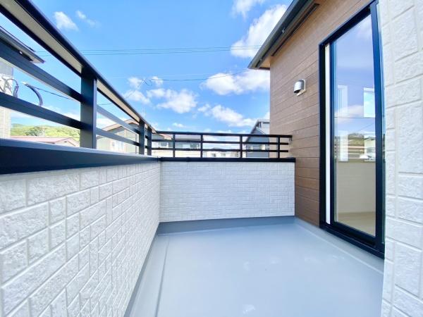 東区高美台3丁目2期 2号棟 全2棟(バルコニー)