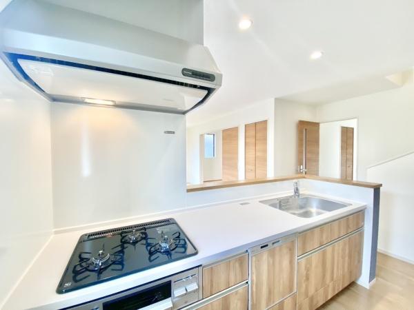 糸島市加布里4丁目4期　全1棟