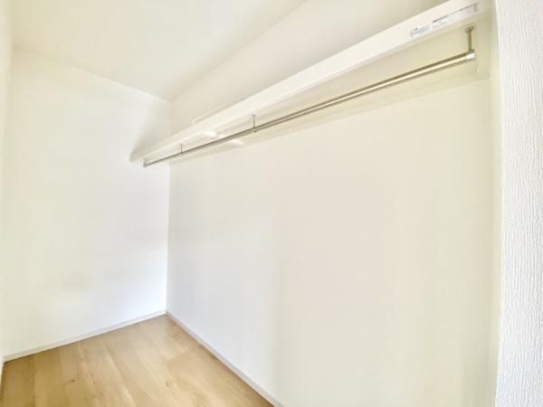 糸島市加布里4丁目4期　全1棟