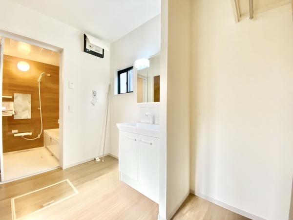 糸島市加布里4丁目4期　全1棟