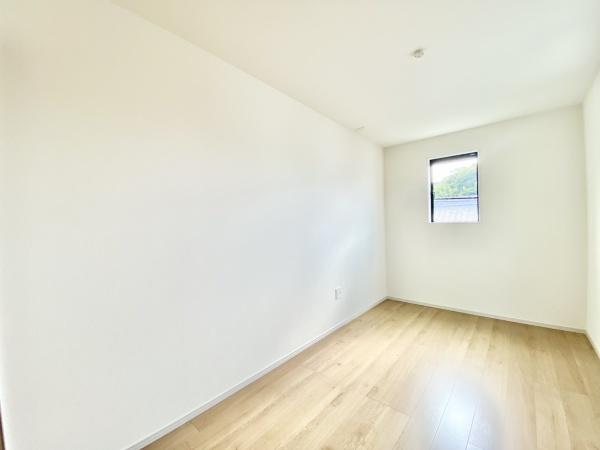 糸島市加布里4丁目4期　全1棟