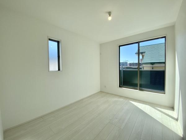 東区和白丘2丁目 2号棟 全2棟(寝室)