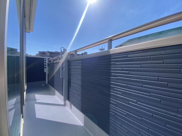 東区和白丘2丁目 2号棟 全2棟(バルコニー)