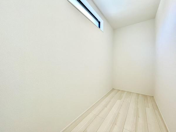 北九州市小倉北区南丘1丁目 全1棟(収納)