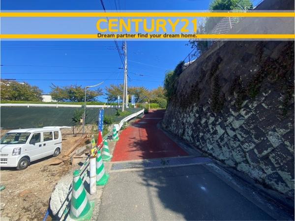 東区香椎駅東1丁目2期 1号棟 全2棟(前面道路含む現地写真)