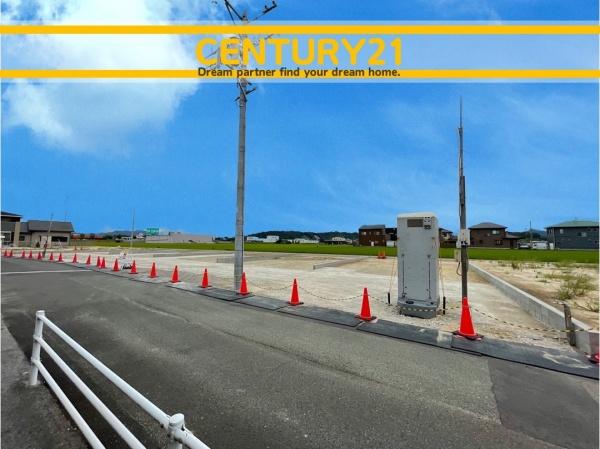 飯塚市椿 15号棟 全5棟(前面道路含む現地写真)