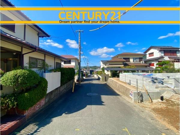 東区下原2丁目3期 全1棟(前面道路含む現地写真)