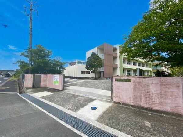 飯塚市綱分9期　1号棟　全2棟(飯塚市立庄内小学校)