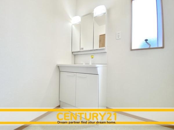 西区今宿東3丁目　B号棟　全3棟