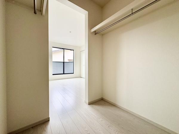 東区香椎駅東1丁目3期　全1棟