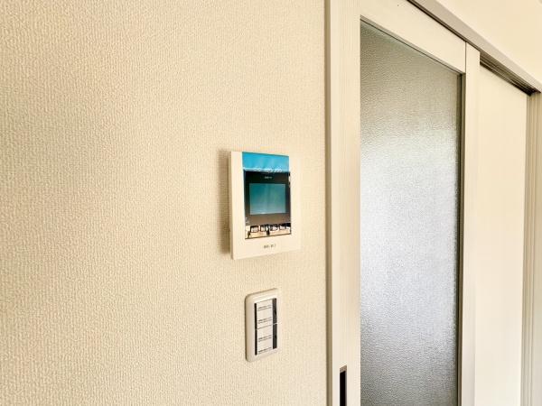 西区横浜2丁目第十八　全1棟