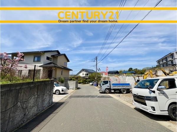 古賀市美明1丁目　2号棟　全3棟