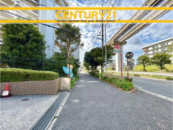 サンライフ企救丘駅前