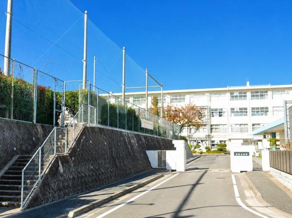 西区上山門2丁目9期　全1棟(福岡市立西陵中学校)