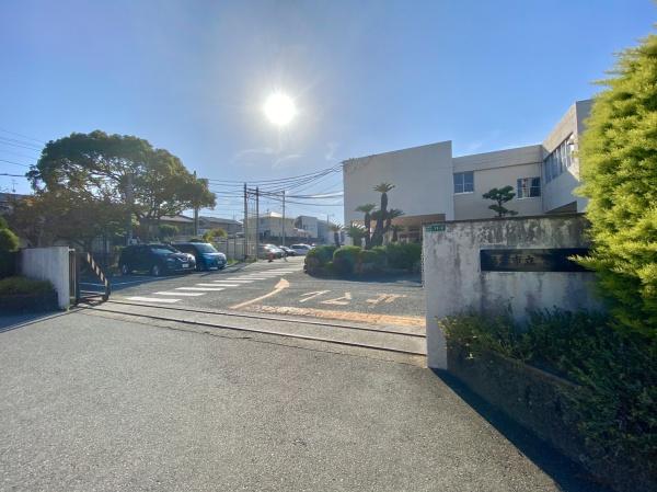 福津市福間南３丁目の中古一戸建て(福津市立福間南小学校)