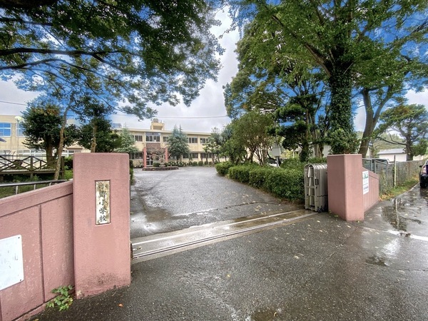 古賀市薦野Ⅱ　2号棟　全4棟(古賀市立小野小学校)