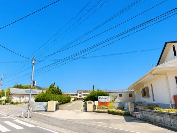 糸島市志摩芥屋の中古一戸建て(糸島市立引津小学校)