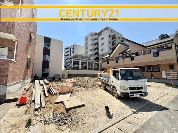 西区愛宕南1丁目　1号棟　全2棟