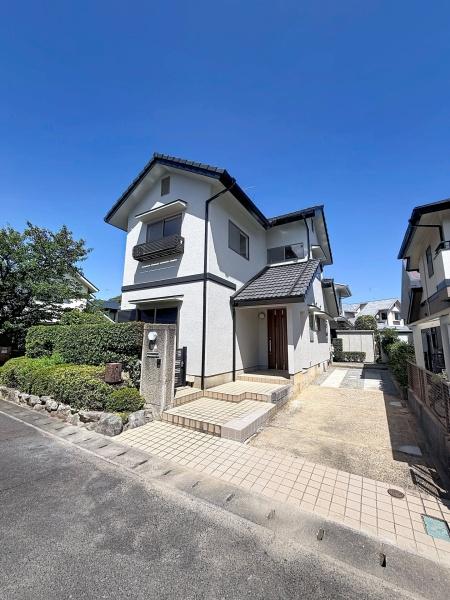 糟屋郡新宮町桜山手３丁目の中古一戸建て