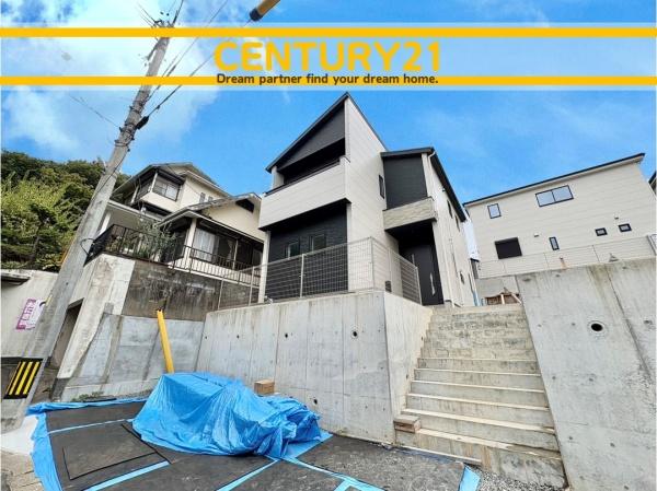 中央区輝国2丁目4期　全1棟