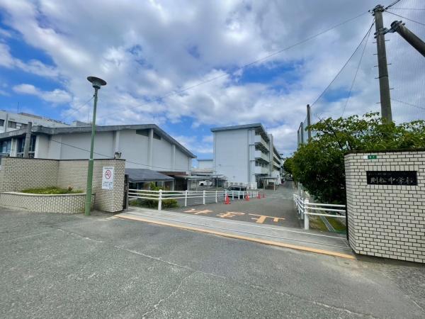 北九州市八幡西区日吉台1丁目3期　1号棟　全2棟(北九州市立則松中学校)