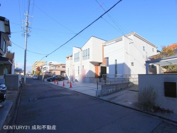 名古屋市南区北頭町４丁目の新築一戸建