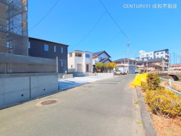 豊橋市佐藤２丁目の新築一戸建