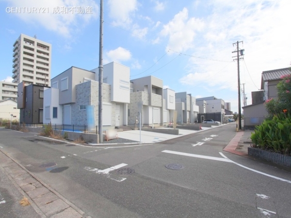 常滑市新開町２丁目の中古一戸建