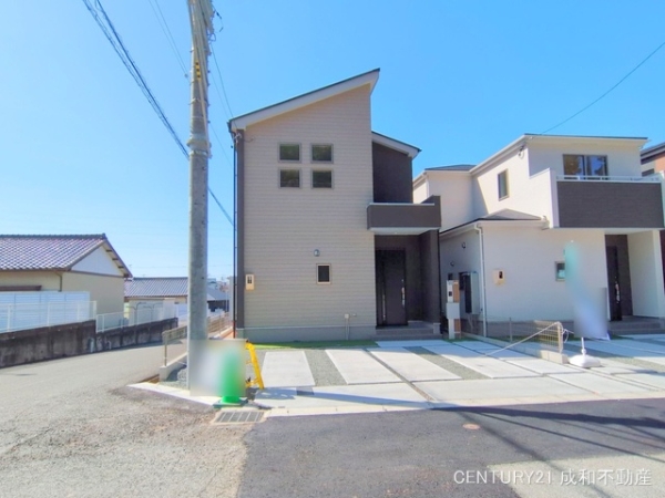 豊橋市東小鷹野１丁目の新築一戸建