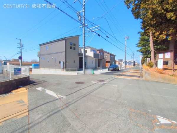 豊橋市東小鷹野１丁目の新築一戸建