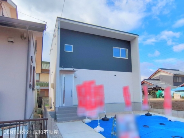 小牧市藤島町居屋敷の新築一戸建