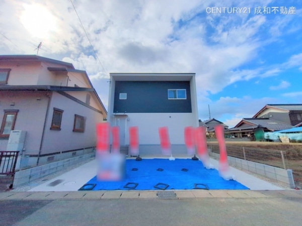 小牧市藤島町居屋敷の新築一戸建