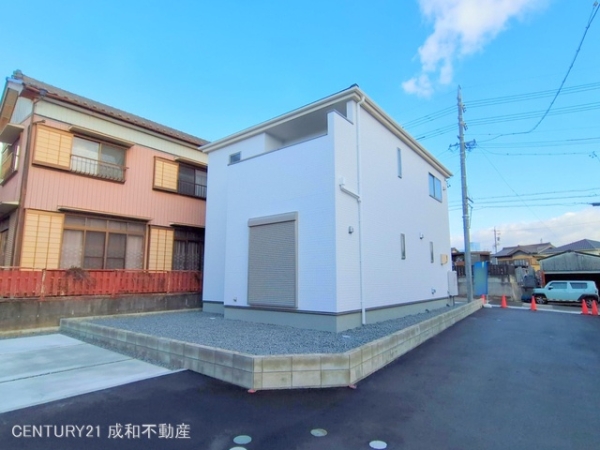西尾市平坂町新町の新築一戸建