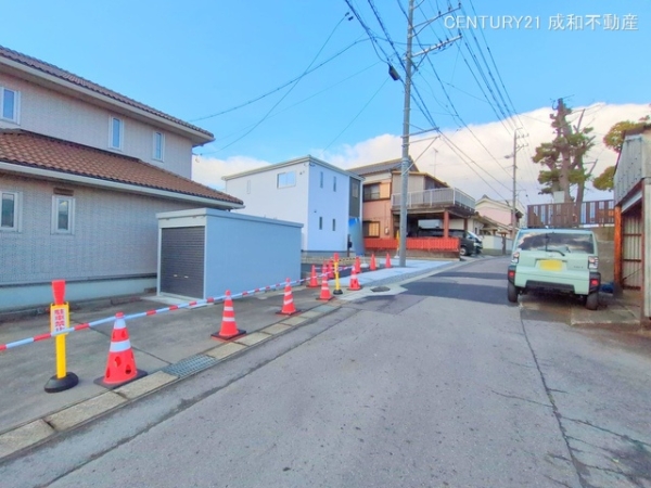 西尾市平坂町新町の新築一戸建