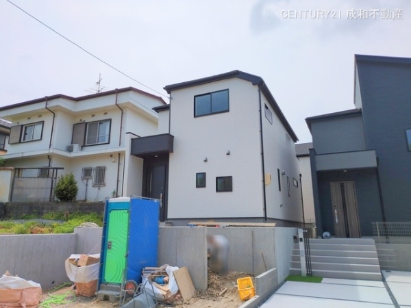 愛知郡東郷町春木台５丁目の新築一戸建
