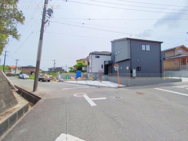 愛知郡東郷町春木台５丁目の新築一戸建