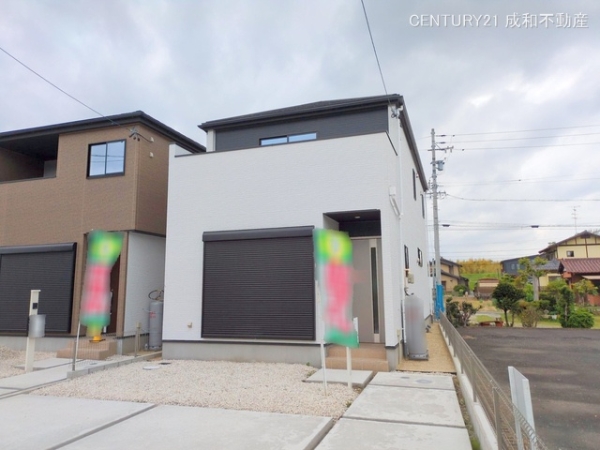 一宮市木曽川町里小牧字下町場の新築一戸建