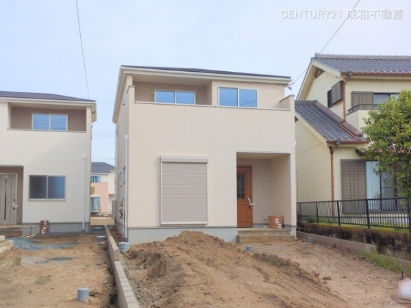 碧南市三宅町２丁目の新築一戸建