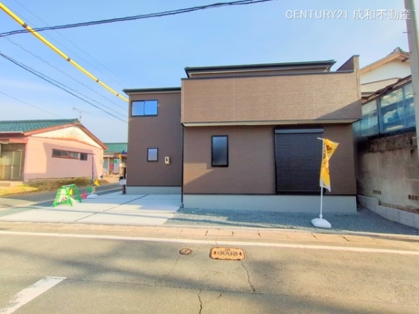 豊川市三蔵子町西浦の新築一戸建