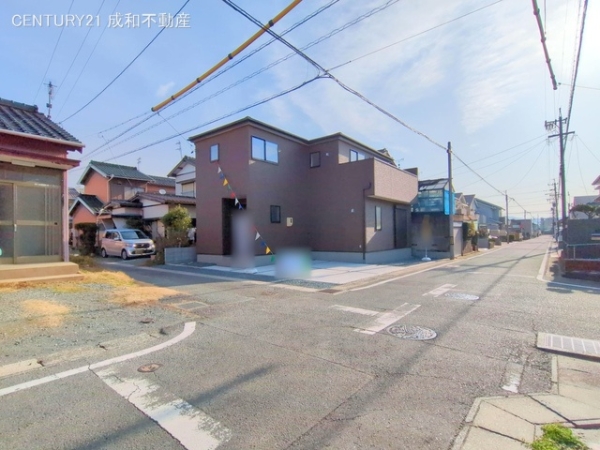 豊川市三蔵子町西浦の新築一戸建
