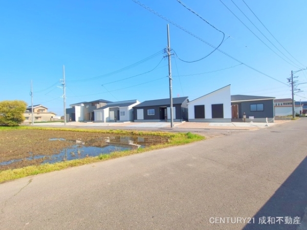西尾市平口町神明東の新築一戸建