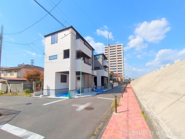 名古屋市瑞穂区荒崎町の新築一戸建