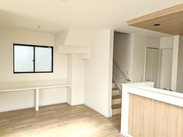 稲沢市小沢２丁目の新築一戸建