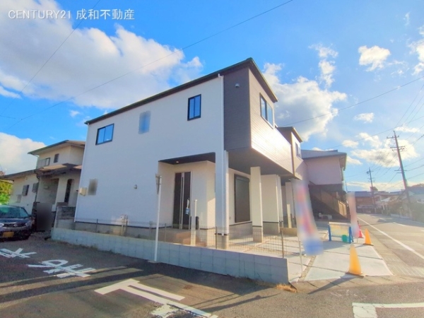 小牧市藤島２丁目の新築一戸建