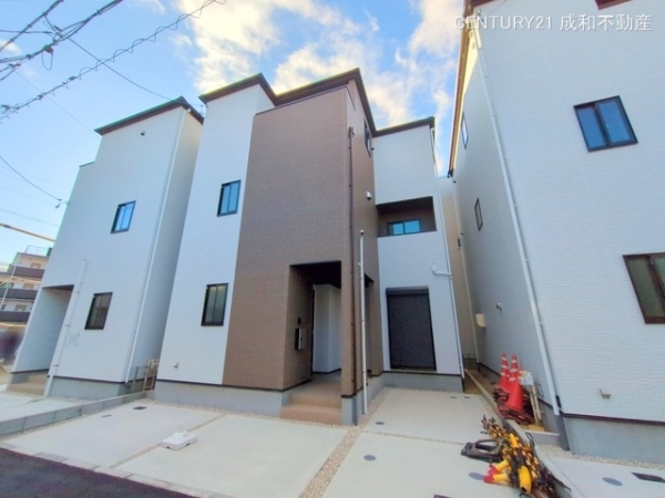 名古屋市中村区郷前町２丁目の新築一戸建