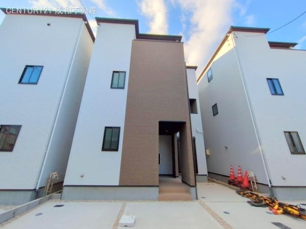 名古屋市中村区郷前町２丁目の新築一戸建