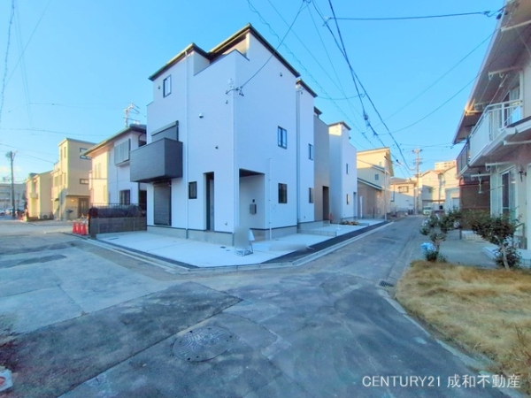 名古屋市中村区郷前町２丁目の新築一戸建